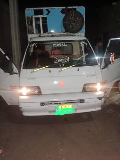 Mitsubishi loader dala 03017069620 engine gair shahzor hundai ka ha