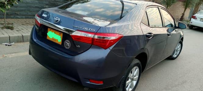 Toyota Corolla Altis 1.6 2016 full original.