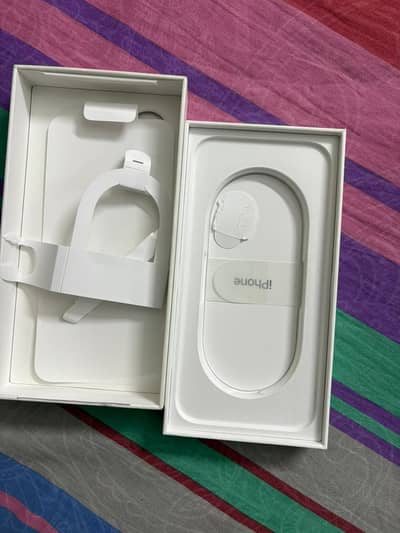 i phone 16 plus black