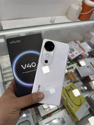 VIVO V40 12/256 5G full box