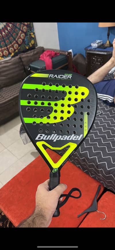 Bull Paddle racket