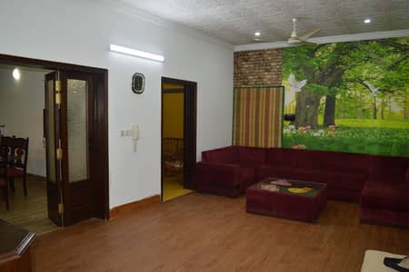 Beautiful fully furnished upper portion