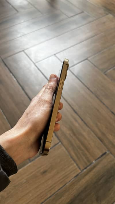 Iphone 12 pro max 128gb pta approved 9.5/10