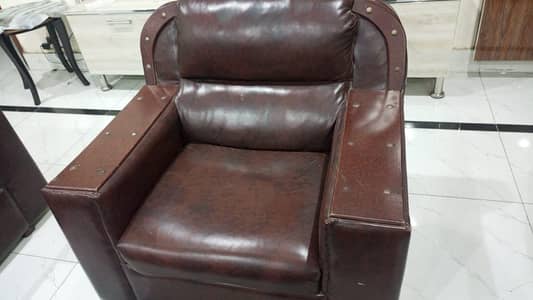 6 sitter sofa set good condition