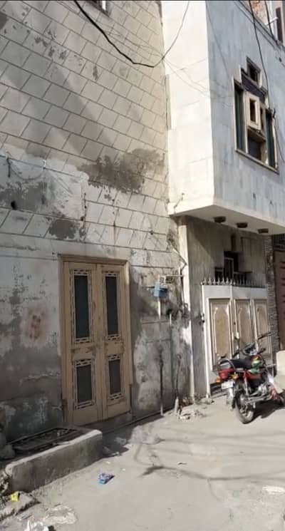 کمرشل پراپرٹی برائے فروخت – سرفراز کالونی (مین روڈ