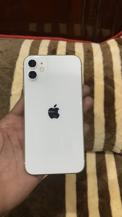 iphone 11 64GB by-pass phone 100% betry
