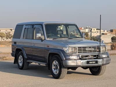 Land Cruiser 1992 Model  Good condition
