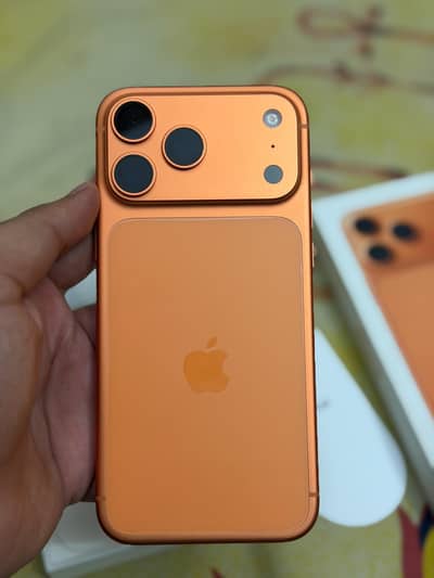 iPhone 17 Pro Max – 256GB (Non-PTA | Like New