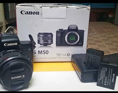 Canon M50