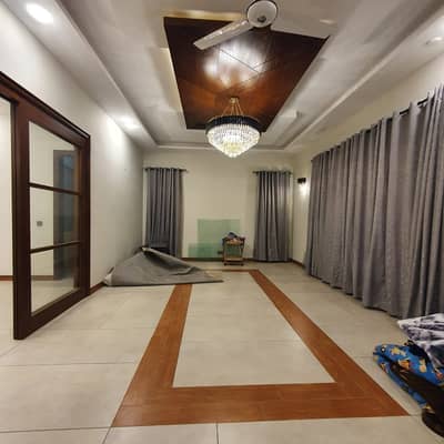 MOST PRIME LOCATION OF DHA PHASE 8 2 YEAR'S OLD LIKE BRAND NEW 600 GROUND PORTION FOR RENT