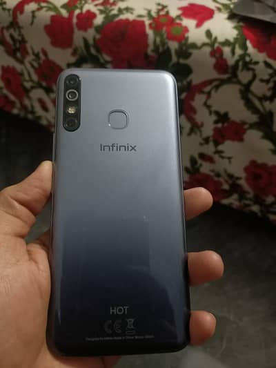 Infinix Hot 8 4Gb 64 Gb