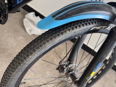 Full size 29 hybrid cycle good condition