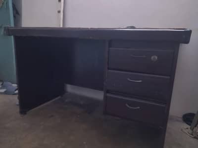 office table 2500 rs