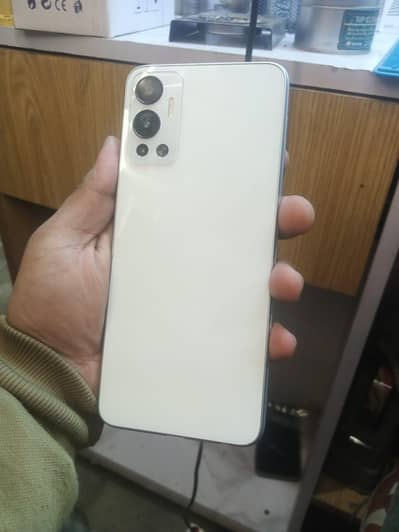 infanix hot 12 6/128 with charging with box