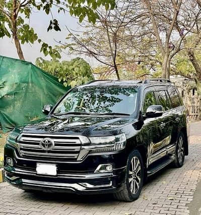 Toyota Land Cruiser ZX FULL HOUSE