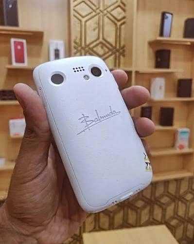 balmuda world mini 5g phone  6gb and 128 gb pta