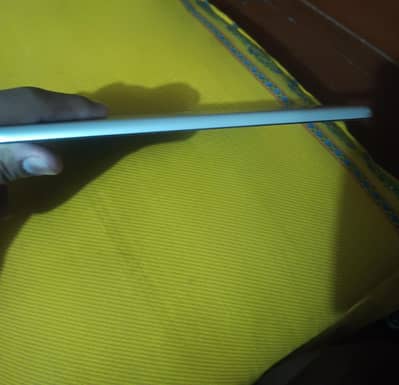 Fresh like brand new 100%, 64gb and pannel half side is not working