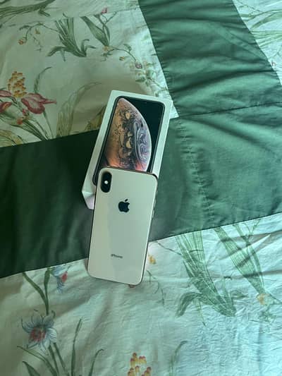 Iphone xs golden color official PTA with box waterpack