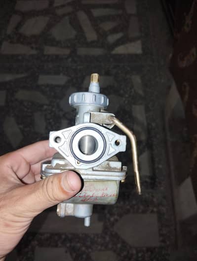 honda Cd70 crown carburettor almost new 2 months used for urgent sale