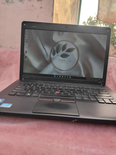 LENOVO LAPTOP  THINK PAD