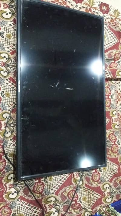 LCD 36 inch penal ka masla ha contact 03097086912