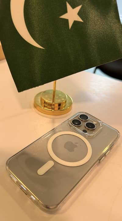 Outclass Iphone 15 Pro PTA Approved (256GB)