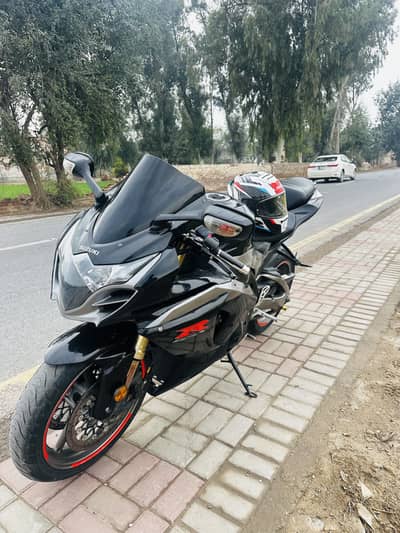 Suzuki GSX-R1000 2010 Model Musaddiq Awan Khanewal CALL 0332 - 6235004