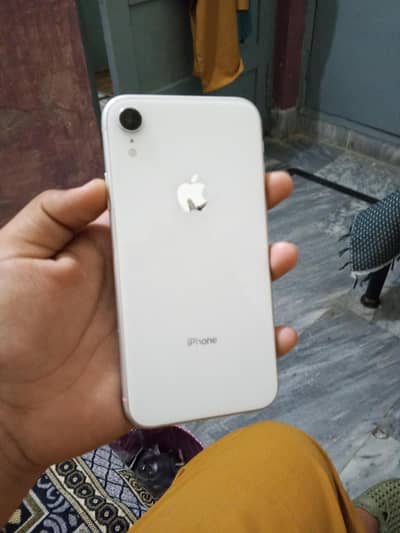 I phone XR