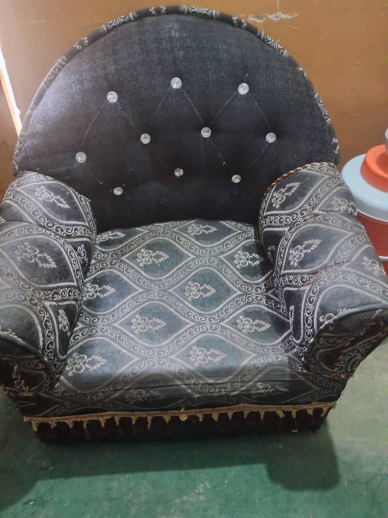 sofa set. 1