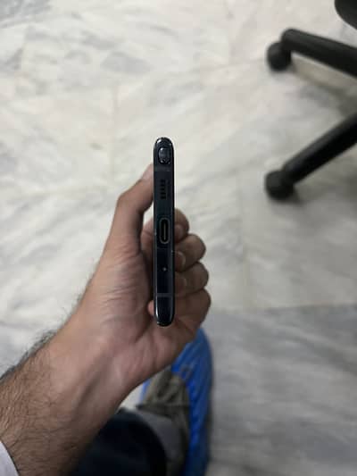 Samsung Galaxy Note 10 with original S Pen Scratch less Device