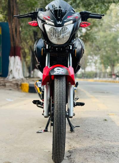 Honda 150 cc lush bike, i