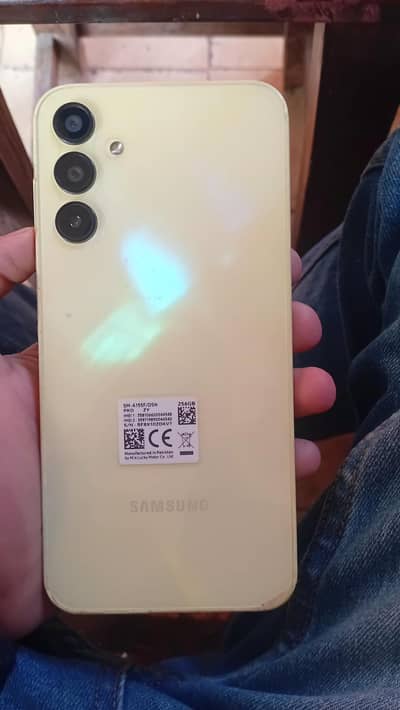 A15 8/256 GB Box + cable , condition 10/9