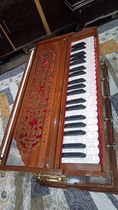 German Jubliet Harmonium