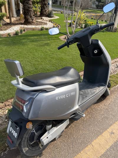 Evee C1 Pro