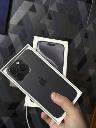 iPhone 15 pro max 256gb physical + e