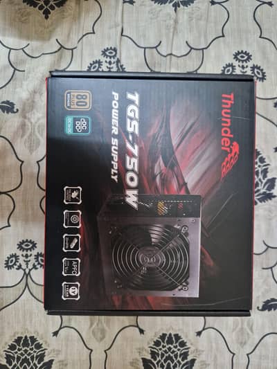 Thunder TGS-750W Power Supply