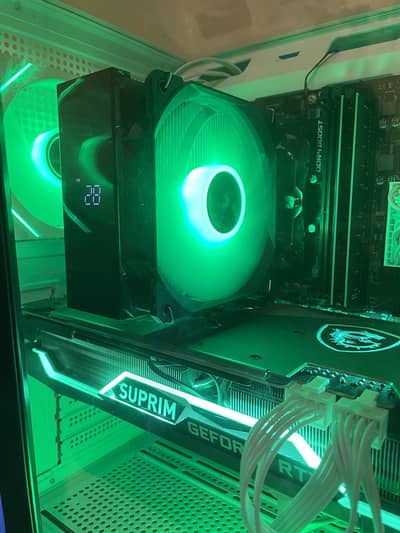 Gaming PC - Ryzen 5 5600X - RTX 3070 SuprimX - 32GB RAM