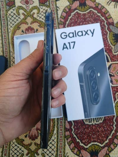 samsung A17 brand new just box oper fewdays used