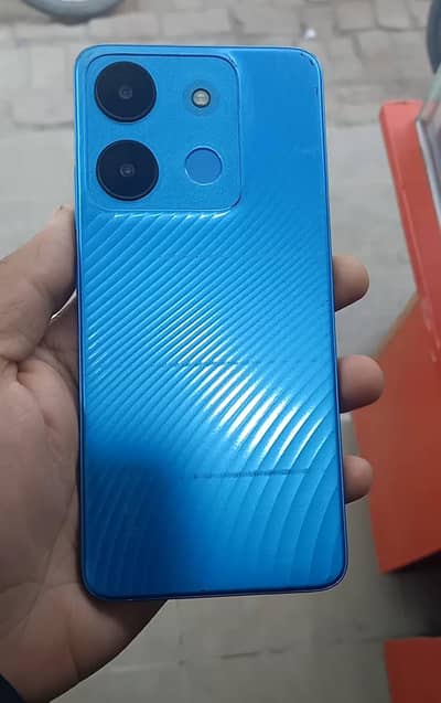 Infinix smart 7 4+3 64 urgent sale