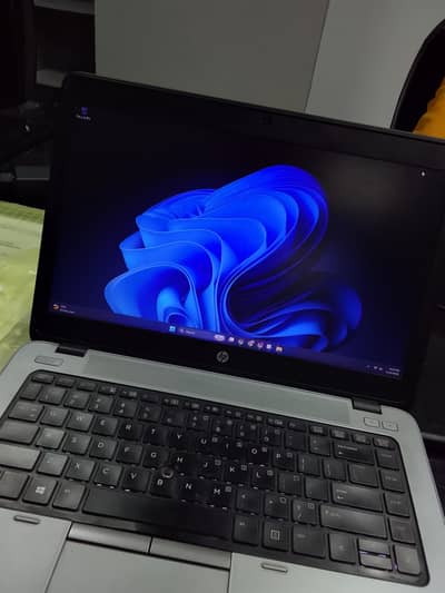 HP - I 5 4 Generation Elite Book