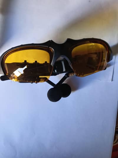 urgent sale Bluetooth glasses