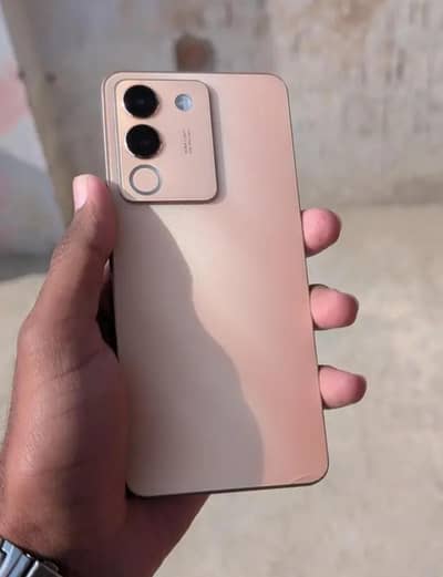 Vivo V29e lush Excellent condition