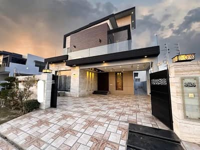 10 Marla House Available For Sale In Chambelli Block Sector C Bahria Town Lahore