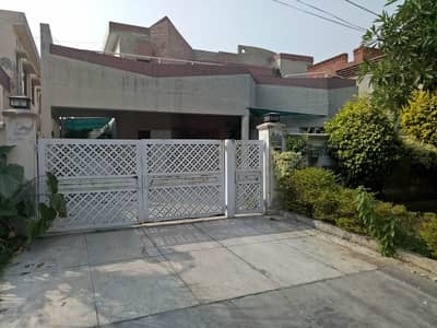 Gulberg, PAF Falcon Complex House Sized 20 Marla Is Available