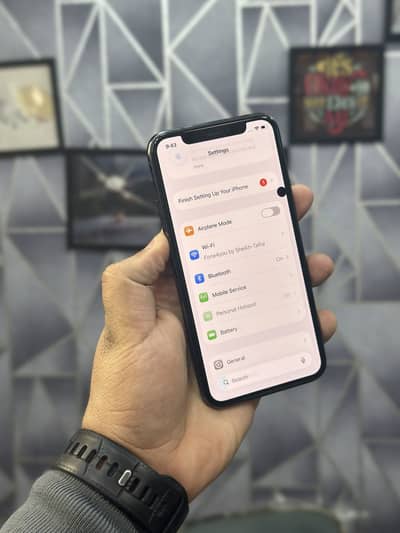 iphone 11 pro 64GB Pta Approved Dot in display as shown