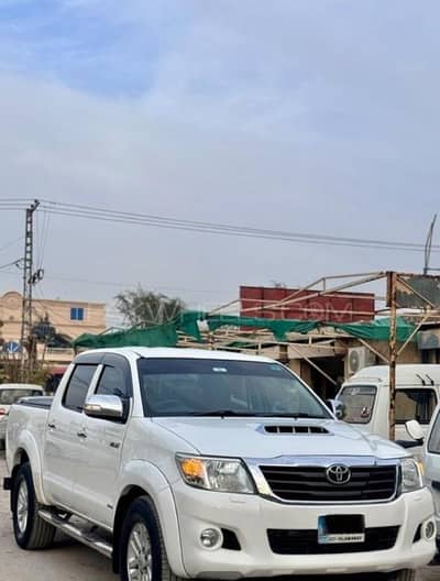 Toyota Hilux 2013