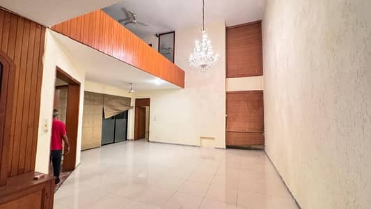 F-7 500 SQ Yard 3 Bed Back Side House Available For Rent