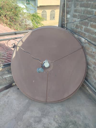 2 dish antenna and 1 ecolink receiver