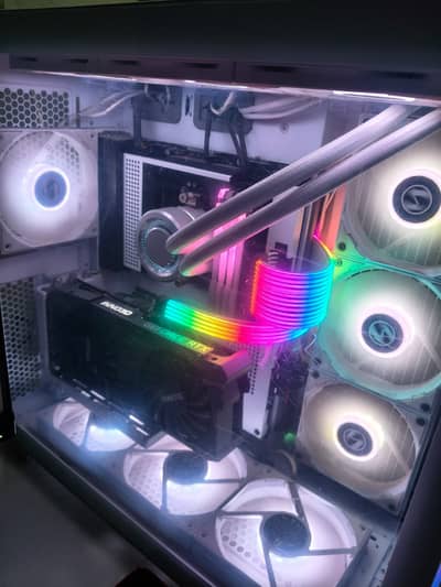 AMD Ryzen 5 5600U 32GB RAM NZXT N7 B550 Lian Li O11 Dynamic