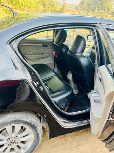 no accidents only said taching